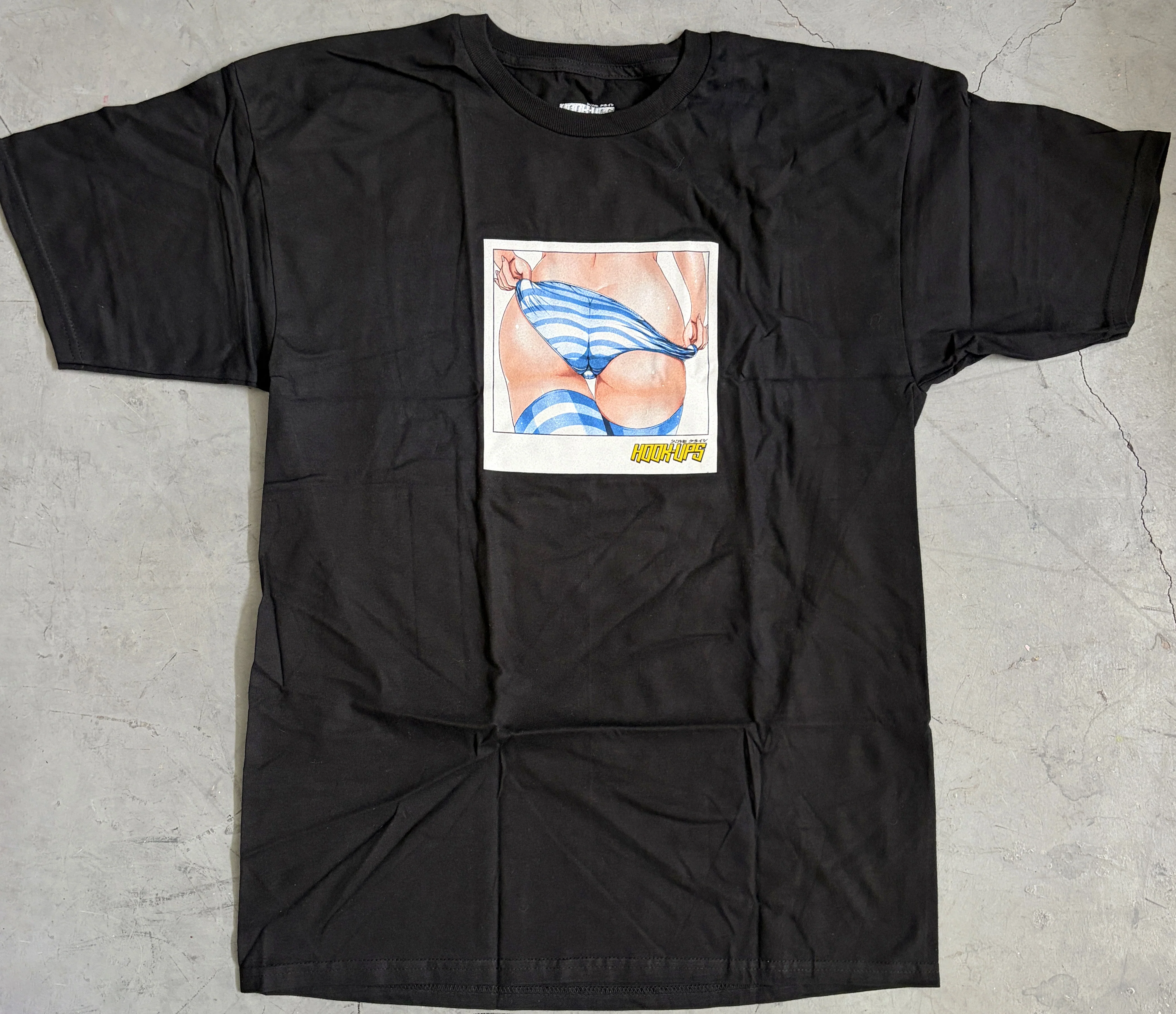ASSisstant Akiko - BLACK T-SHIRT - NEW OLD STOCK FROM 2014 - Image 3